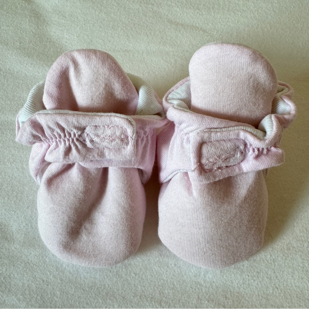 Pink Soft Newborn Baby Booties - Picture 3 of 8